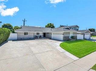12872 Woodlawn Ave, Tustin, CA 92780