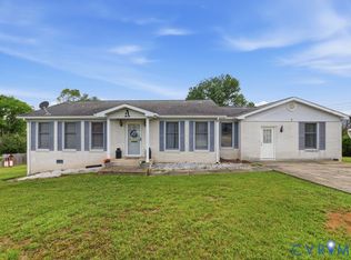 9 Hilldale Dr, Luray, VA 22835