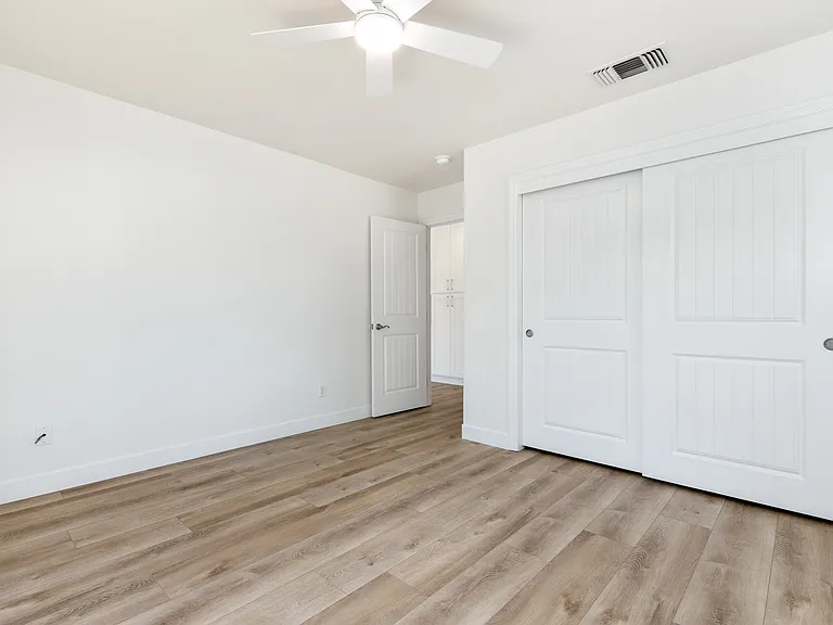 225 Old County Rd #225 — Photo 27