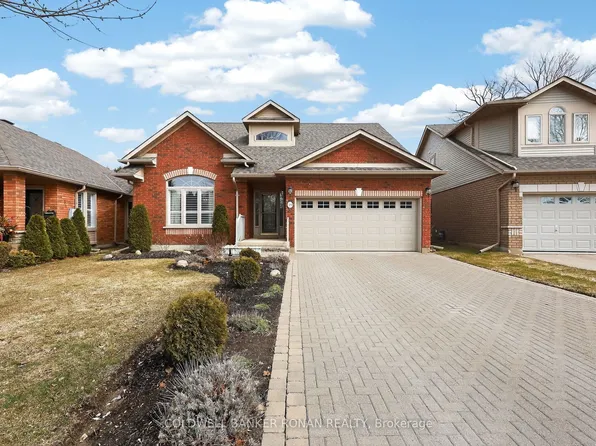 19 Bella Vista Trl, New Tecumseth, ON L9R 2B3