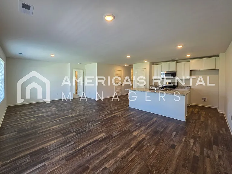 636 Wenonah Way — Photo 36