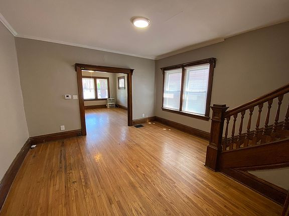 5th image of 2211 Neil Ave #2211