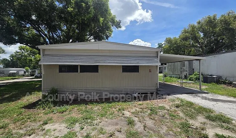 2735 W 10th St #HP-11A — Photo 1