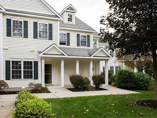 324 Ballston Ave