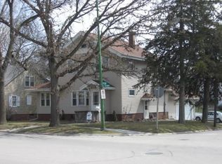 100 Lincoln Hwy, Nevada, IA 50201