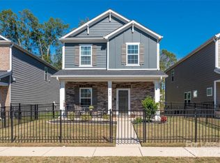 504 Cranford Dr, Pineville, NC 28134