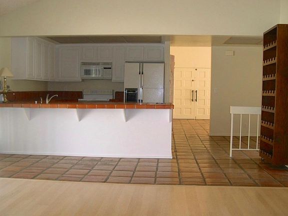 Kitchen overlooking f/r 