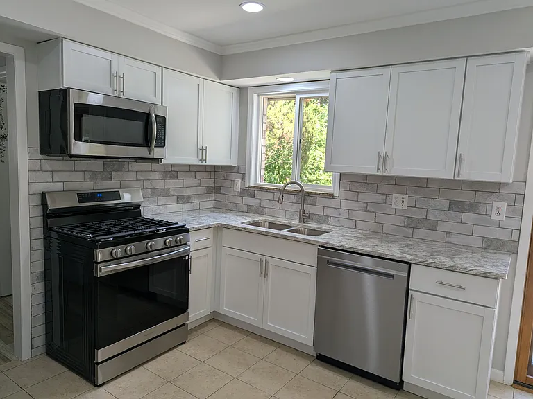 39880 Poinciana Dr — Photo 6