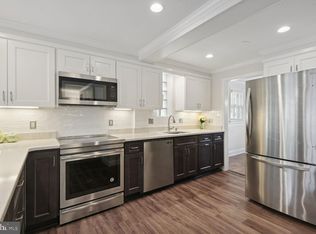 5862 14th St N, Arlington, VA 22205