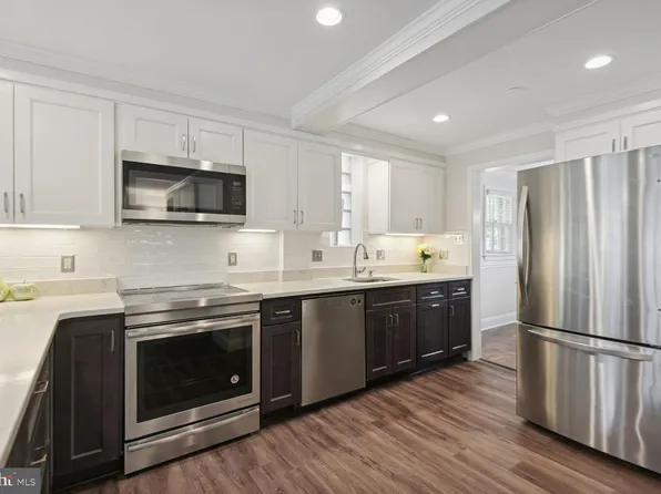 5862 14th St N, Arlington, VA 22205