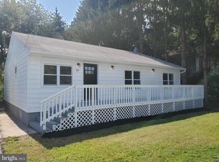 15 Lafayette Rd, Pennsville, NJ 08070