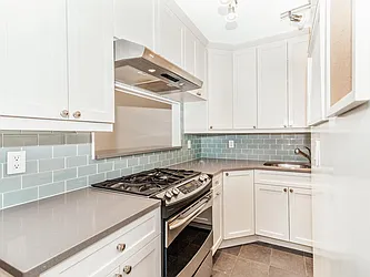 Sold by Row Real Estate LLC