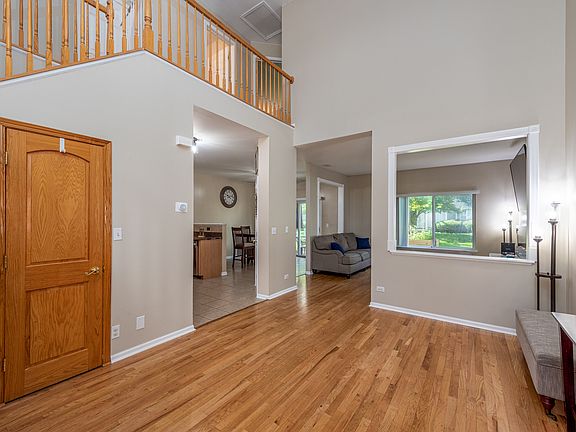 4th image of 227 Nicole Dr Unit B