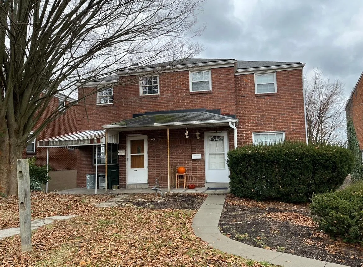 3 bed, 1108 sqft, $1,400 — Photo 1