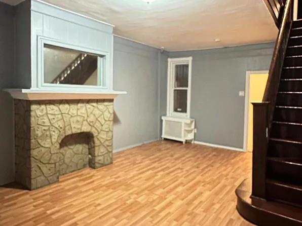 920 E Schiller St, Philadelphia, PA 19134