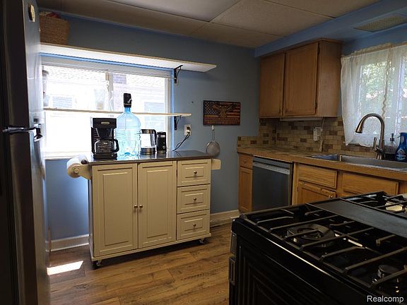 2nd image of 445 Clark Rd