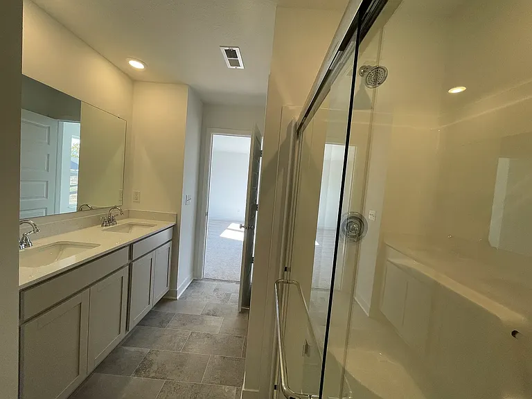 6138 Balsam Ct — Photo 20