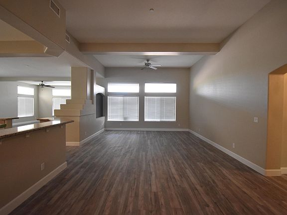 5th image of 9598 Gondolier St