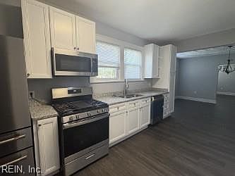 3rd image of 3861 Ahoy Dr
