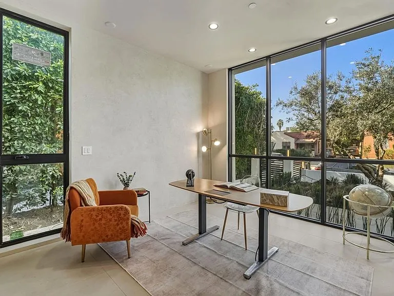 824 N Curson Ave — Photo 41