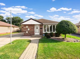 6517 102nd Pl, Chicago Ridge, IL 60415
