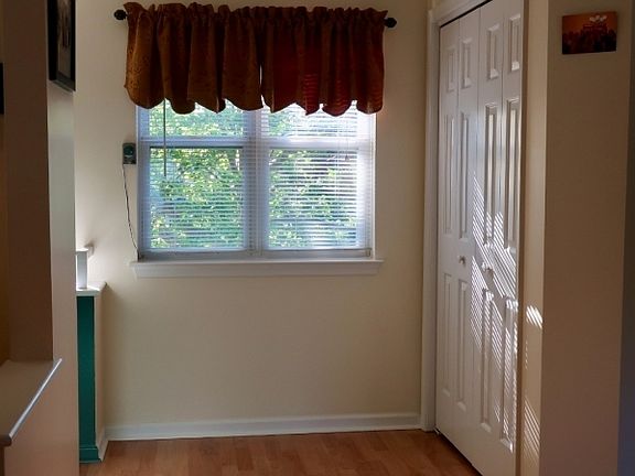 3rd image of 8 Harker Hill Dr #12