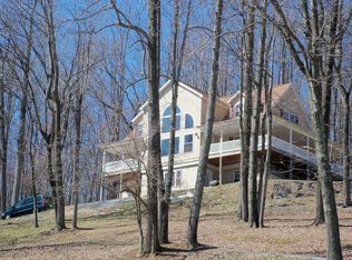 90 Chisum Trl, Raphine, VA 24472