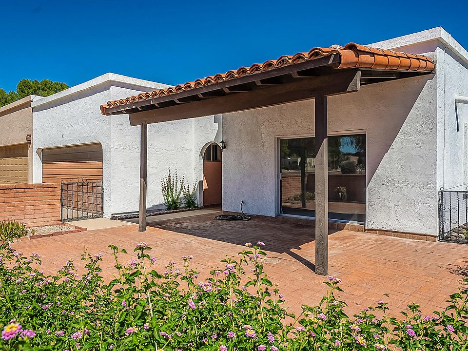 1st image of 1039 N Paseo Iris