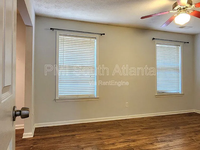 1673 Jackson Sq NW — Photo 36