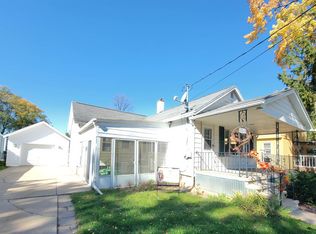 909 N Mason St, Appleton, WI 54914