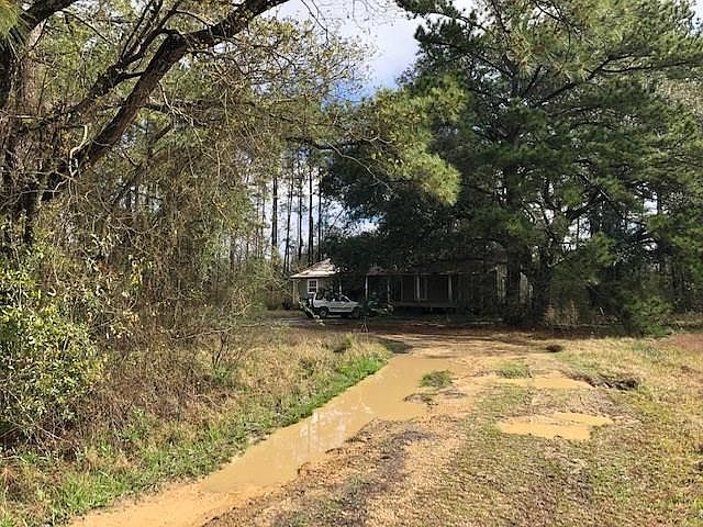 2nd image of 46360 Milton Rd