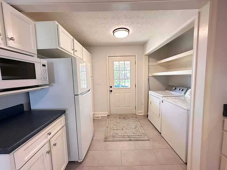2057 Lee Jackson Hwy — Photo 7