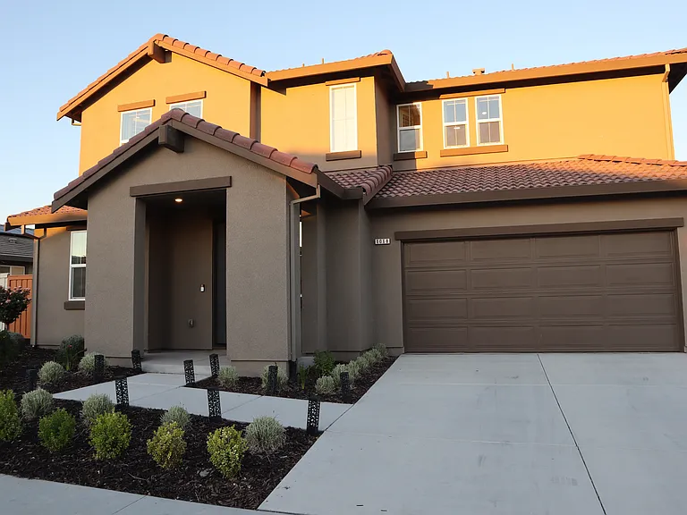 1068 Osprey Dr — Photo 5