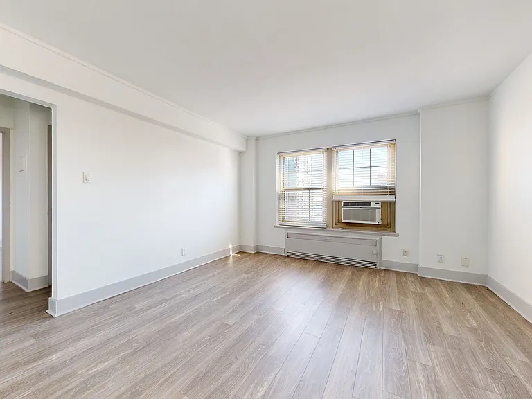 Dining/Living room