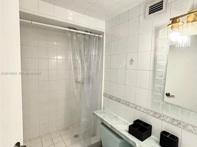 905 Brickell Bay Dr #1824 — Photo 10