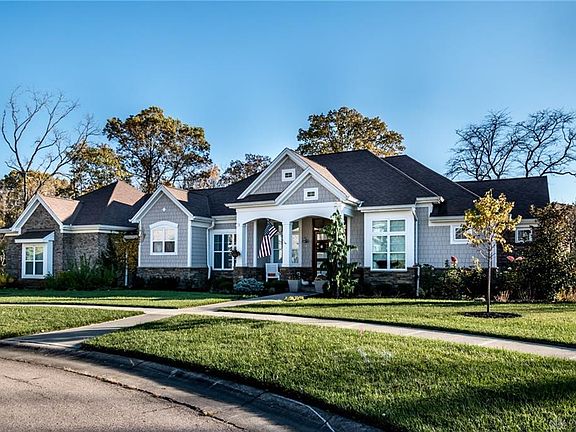 2nd image of 5256 Emerald View Dr