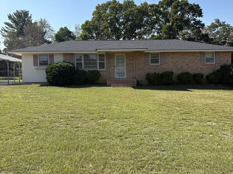 1003 Greenleaf Rd