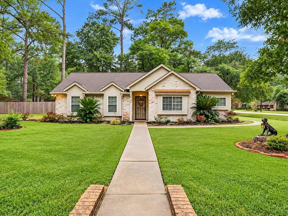 14735 Waynewood Dr