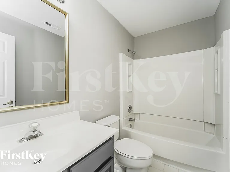 1240 Blackstone Ct NW — Photo 9