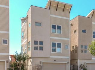 203 Riley Ln, Houston, TX 77003