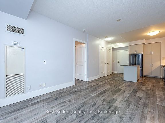 5th image of 330 Burnhamthorpe Rd W #2703