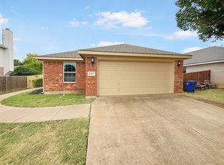 1357 Meadowbrook Ln, Crowley, TX 76036
