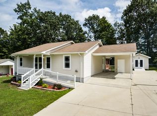 350 Bent Tree Dr, Crossville, TN 38555