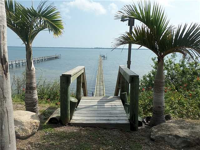 1st image of 3707 S Indian River Dr