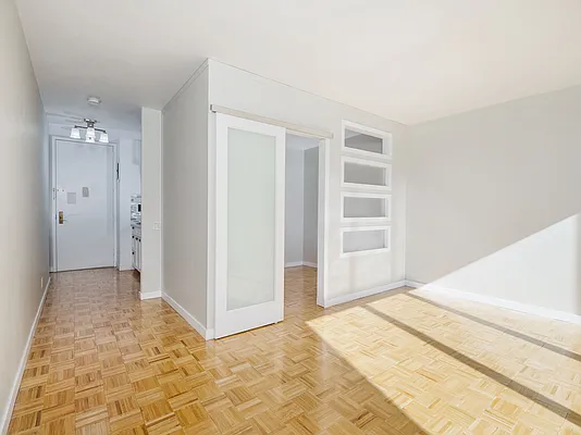 Sold by HomeLister Inc | media 6