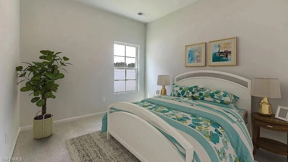4 bed, 2.0 bath, 1941 sqft, $2,250 — Photo 2
