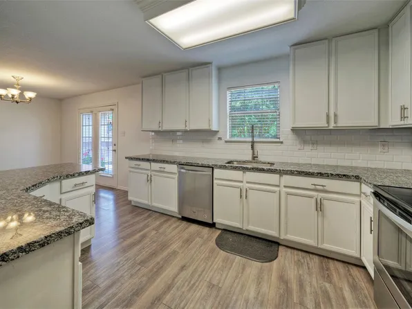 140 Plum Path, Kyle, TX 78640