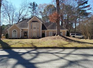 589 Deerwood Ln, Stone Mountain, GA