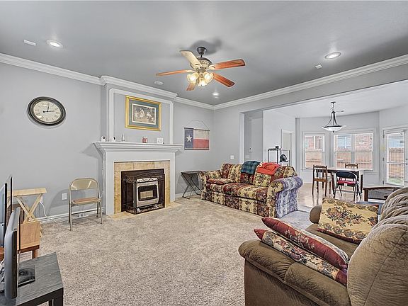 3rd image of 4176 N Meadow View Dr