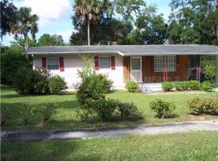 458 Desoto Ave, De Leon Springs, FL 32130